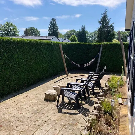 40, Theme Forest World - Dogs Allowed! * Oisterwijk