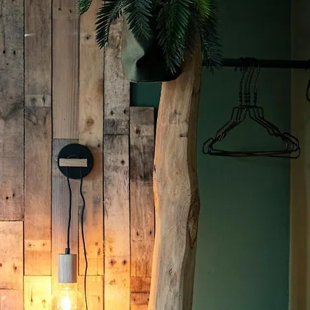 40, Theme Forest World - Dogs Allowed! Chalet Oisterwijk